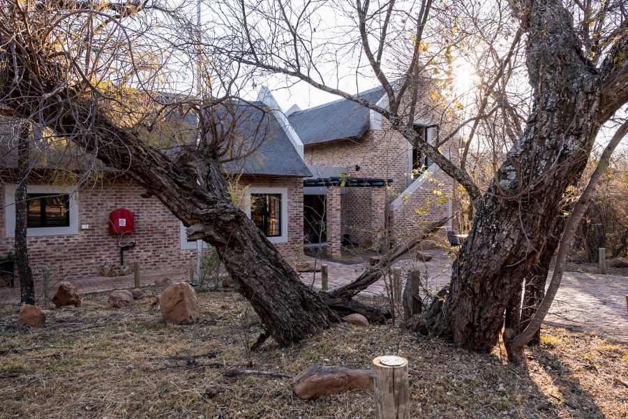 8 Bedroom Property for Sale in Potchefstroom Rural North West